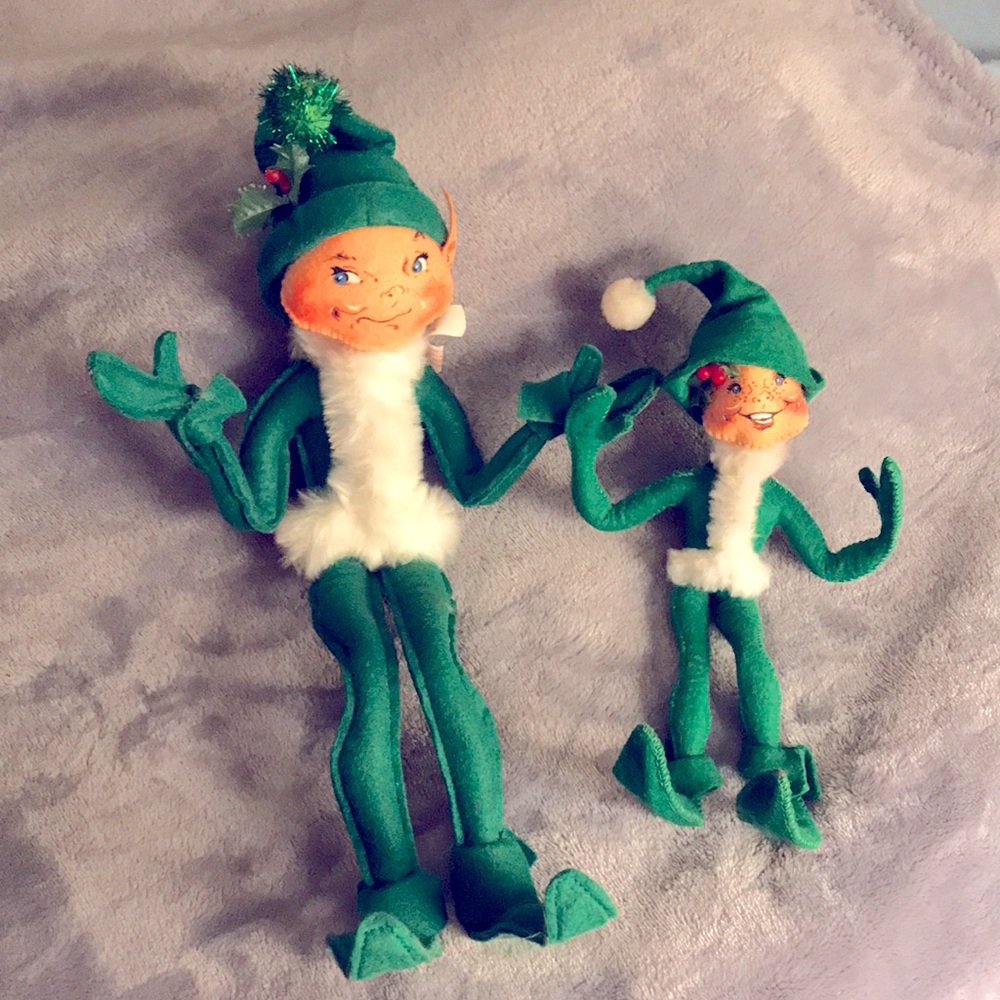ANNALEE Christmas Elves TWO  green white red posable bendable